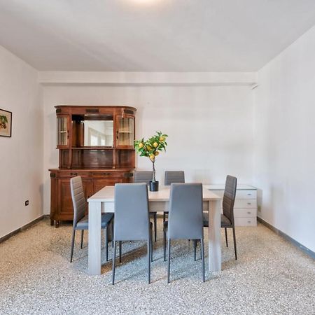 מסטרה Venice H&S Apt Private Room With Ac & Tv מראה חיצוני תמונה