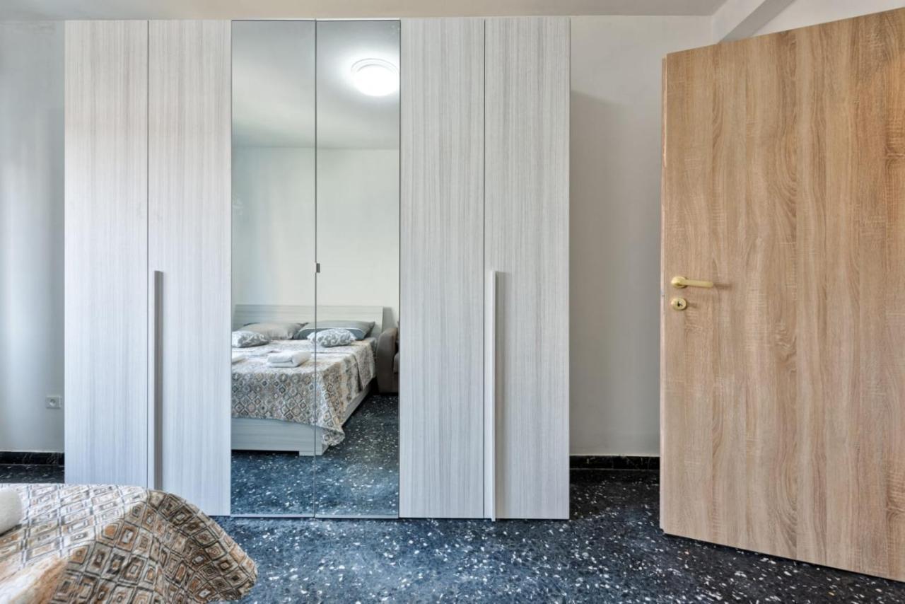 מסטרה Venice H&S Apt Private Room With Ac & Tv מראה חיצוני תמונה